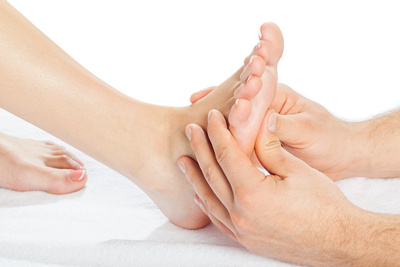 Beneficiile curative ale reflexologiei
