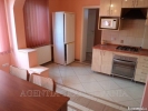 vand apartament 3 camere