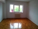 vand apartament 4 camere